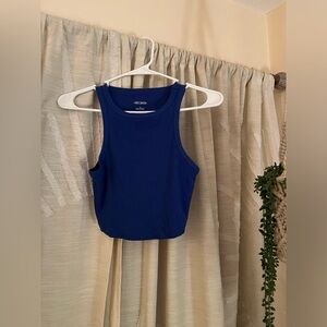 Blue cropped tank top